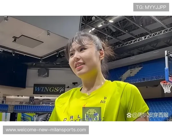 李月汝自拍传恢复信号：信心满满，笑容依旧，李月汝近照